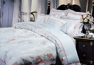 �\������