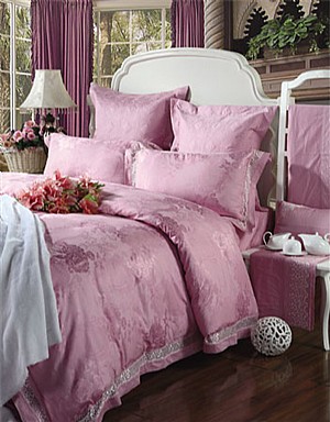 ���Z�pӯ--�ɫ��ܰ���ˣ���ɫ������������Ƭ��ĵ�����������t���������w����ܰ���������l(f��)������������Ԣ������
�۰����g�ٽz�������y��ӯӯ�W�W��ҫ�ۊZĿ��Ԣ��������˹�����˵��������������û������c֮�Y���ɴ����Ԏ��ŵ�ʽ���b���L(f��ng)����������ڰ�ɫ�{(di��o)�����ĺ��s�h(hu��n)������